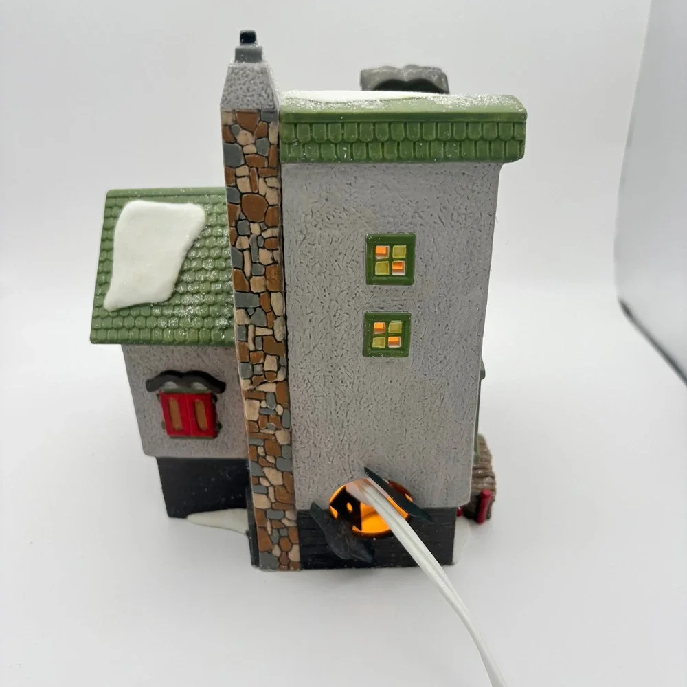 Department 56 North Pole Series Santa's Bell Repair Porcelain House Green Red